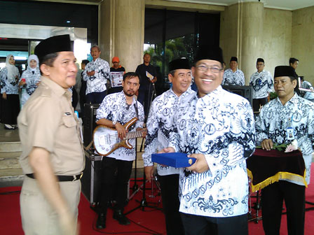 Pencarian PGRI Tanah Laut - Persatuan Guru Republik Indonesia Cabang Tanah Laut
